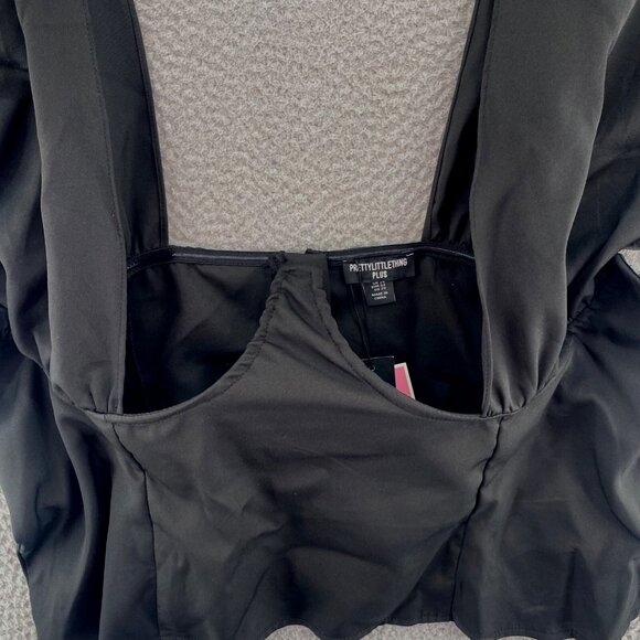 Pretty Little Thing Top Womens 20 Plus Black Cross Over Zip Underwire Bodice NWT - Picture 5 of 13